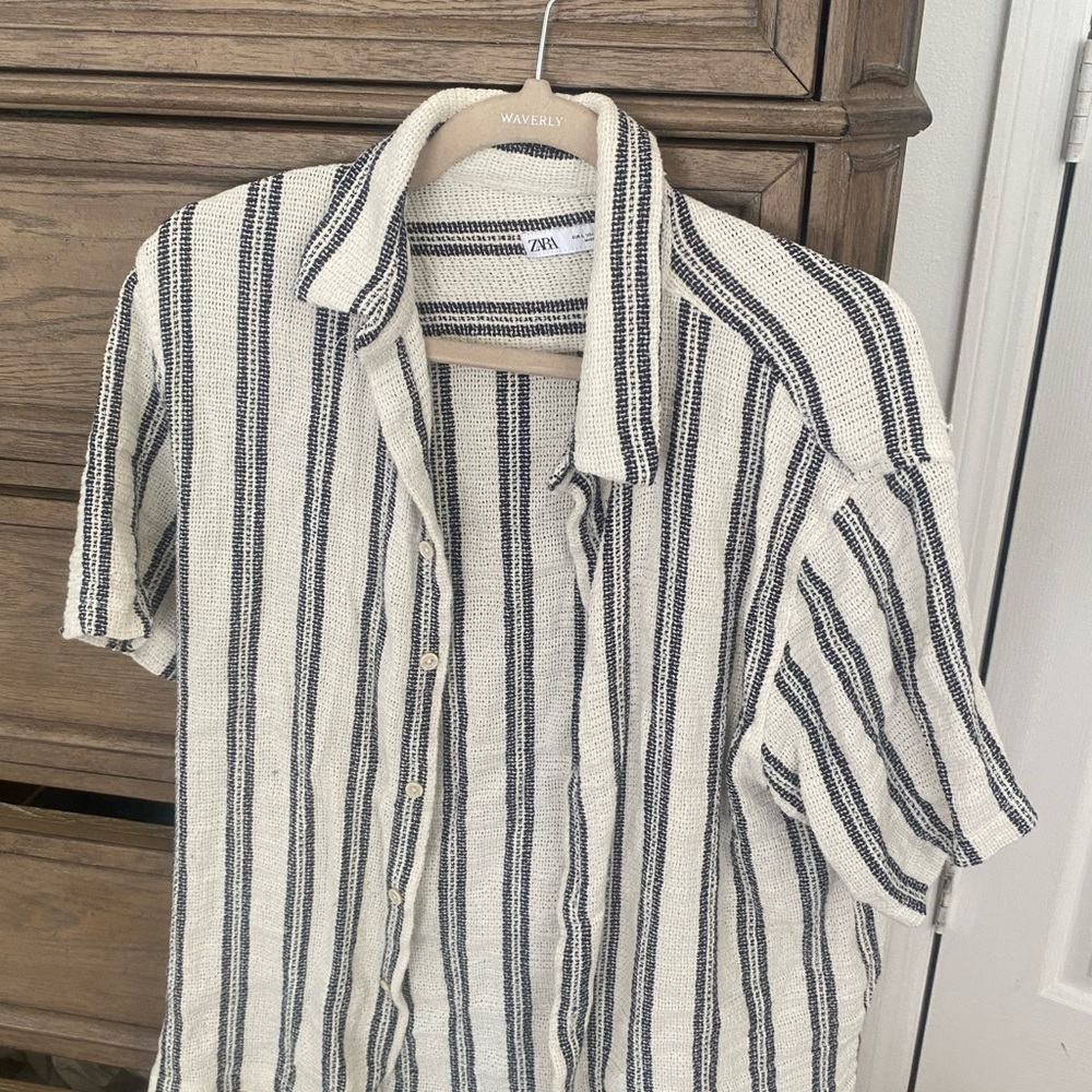 Zara woven blue and white shirt